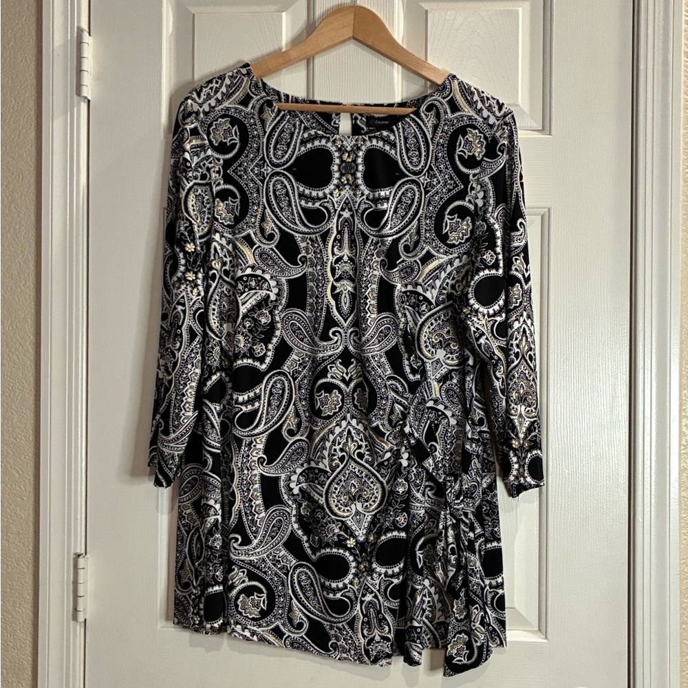 Cocomo Black/White/Gold Paisley Tunic